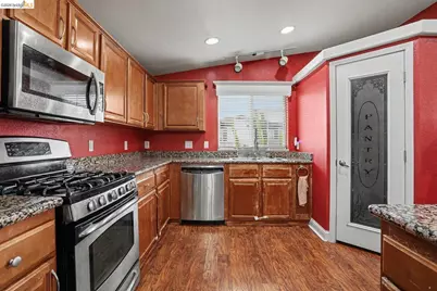 184 Maureen Cir, Bay Point, CA 94565 - Photo 5