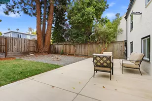5672 Carberry Ave, Oakland, CA 94609 - Photo 45