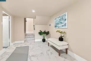 5672 Carberry Ave, Oakland, CA 94609 - Photo 29