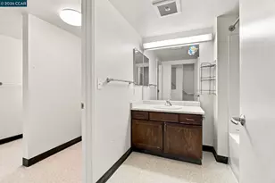 1740 Bancroft Ave, San Francisco, CA 94124 - Photo 21