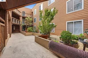 2901 MacArthur Blvd, Oakland, CA 94602 - Photo 37