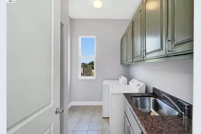 4101 Toddika Ln, Castro Valley, CA 94546 - Photo 35