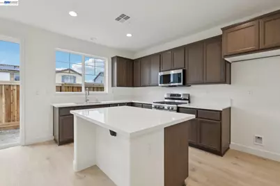 216 Mindy Way, Pittsburg, CA 94565 - Photo 9
