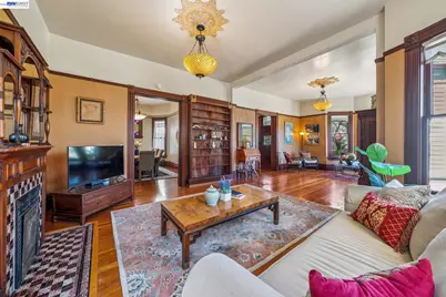 2242 San Antonio Ave, Alameda, CA 94501 - Photo 25