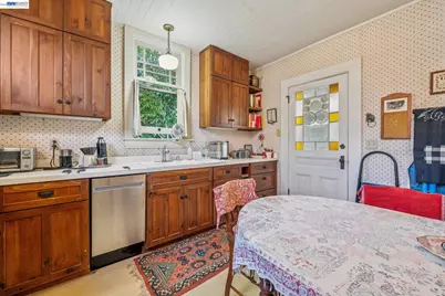 2242 San Antonio Ave, Alameda, CA 94501 - Photo 85