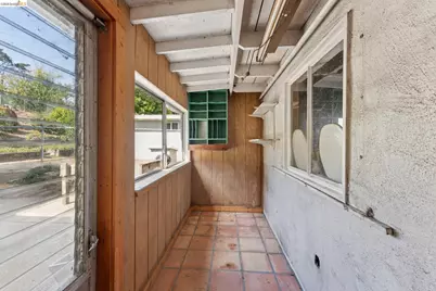 4380 Jana Vista, El Sobrante, CA 94803 - Photo 11