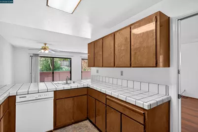 1729 Dalessi Dr, Pinole, CA 94564 - Photo 25