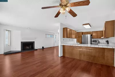 1729 Dalessi Dr, Pinole, CA 94564 - Photo 15