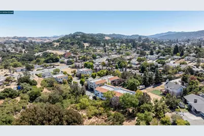 1729 Dalessi Dr, Pinole, CA 94564 - Photo 59