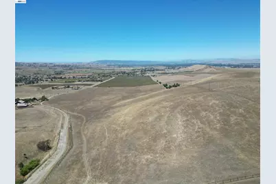 11251 Reuss Rd, Livermore, CA 94550 - Photo 17