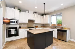 124 Tennyson Ct, Discovery Bay, CA 94505 - Photo 17