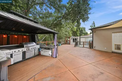 4074 Hamlet Ct, Concord, CA 94521 - Photo 31