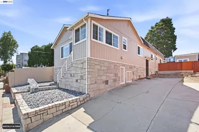 5237 Fresno Ave, Richmond, CA 94804 - Photo 5