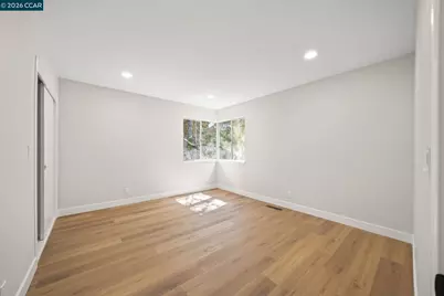 300 Oak View Ter, Danville, CA 94526 - Photo 33