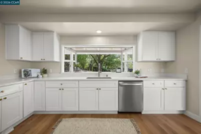 300 Oak View Ter, Danville, CA 94526 - Photo 15