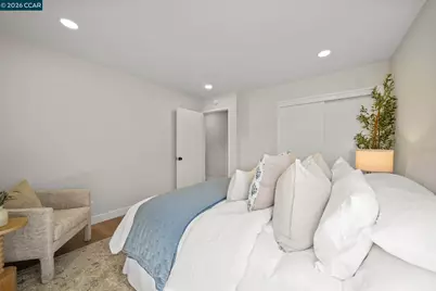 300 Oak View Ter, Danville, CA 94526 - Photo 29