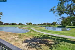 2353 Wayfarer Dr, Discovery Bay, CA 94505 - Photo 45