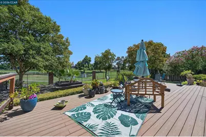 2353 Wayfarer Dr, Discovery Bay, CA 94505 - Photo 43