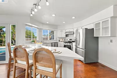 5370 Myrtle Dr, Concord, CA 94521 - Photo 17