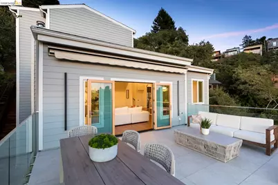 6577 Glen Oaks Way, Oakland, CA 94611 - Photo 19