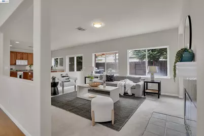 13253 Emerald Bay Ct, Lathrop, CA 95330 - Photo 9