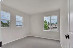 13253 Emerald Bay Ct, Lathrop, CA 95330 - Photo 23