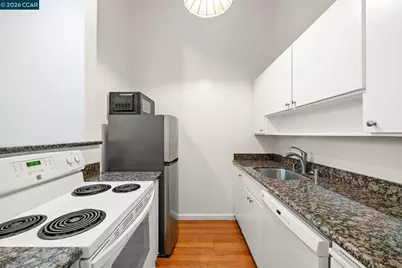 460 Civic Dr #301, Walnut Creek, CA 94596 - Photo 9