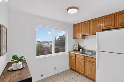 2283 30th Avenue, San Francisco, CA 94116 - Photo 13