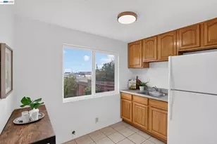 2283 30th Ave, San Francisco, CA 94116 - Photo 13