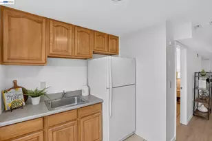 2283 30th Ave, San Francisco, CA 94116 - Photo 15