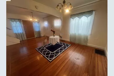 2209 22nd Street, Oakland, CA 94606 - Photo 5