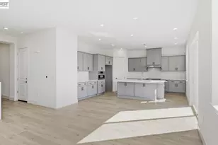 3801 Shorthorn St, Dublin, CA 94568 - Photo 9