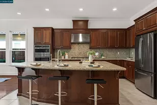 1939 Burgundy Ln, Brentwood, CA 94513 - Photo 9