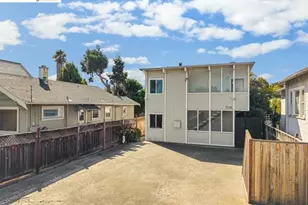 1226 Haskell St, Berkeley, CA 94702 - Photo 5