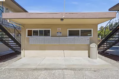 1895 San Vincente Dr, Concord, CA 94519 - Photo 9