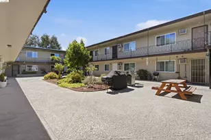 1895 San Vincente Dr, Concord, CA 94519 - Photo 1