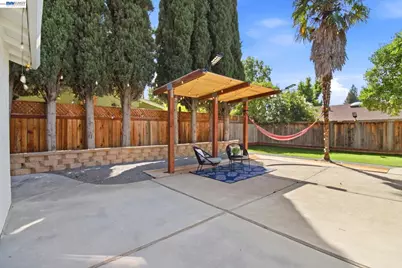 851 Geraldine St, Livermore, CA 94550 - Photo 27