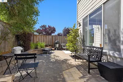 92 Rockport Ct, Richmond, CA 94804 - Photo 35