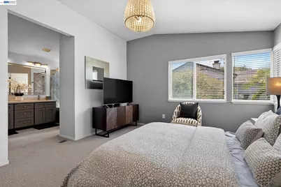 92 Rockport Ct, Richmond, CA 94804 - Photo 17