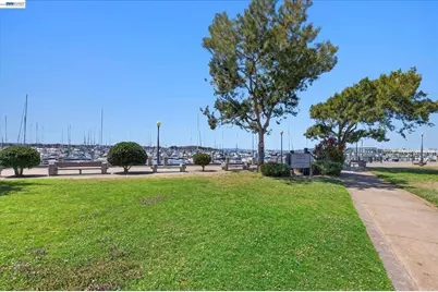 92 Rockport Ct, Richmond, CA 94804 - Photo 49
