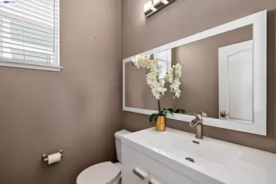 92 Rockport Ct, Richmond, CA 94804 - Photo 37