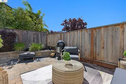 92 Rockport Ct, Richmond, CA 94804 - Photo 29