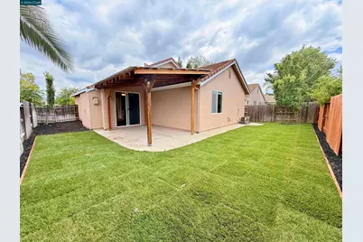 413 Arlingdale Cir, Rio Linda, CA 95673 - Photo 15