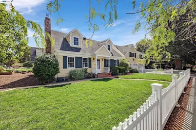 210 D St, Fremont, CA 94536 - Photo 3
