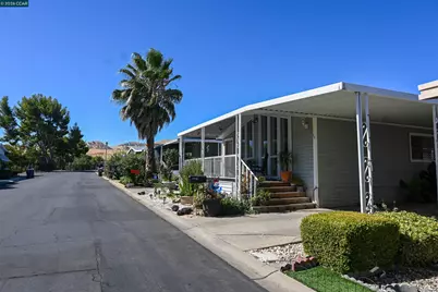 17 Bradley Ln, Antioch, CA 94509 - Photo 5