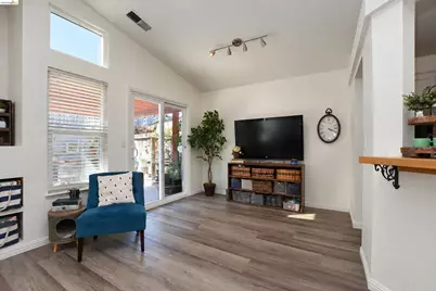 686 Frazier Drive, Oakley, CA 94561 - Photo 9
