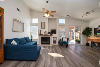 686 Frazier Drive, Oakley, CA 94561 - Photo 7
