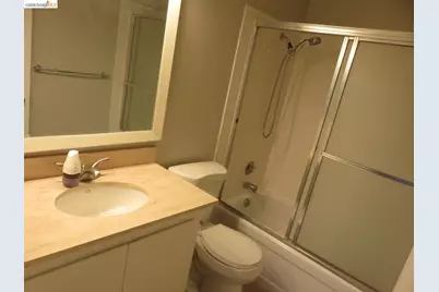 551 Jean St #410, Oakland, CA 94610 - Photo 21
