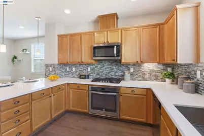 1378 Piper Dr, Milpitas, CA 95035 - Photo 9