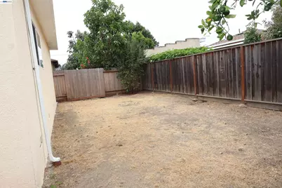 16829 Daryl Ave, San Lorenzo, CA 94580 - Photo 31